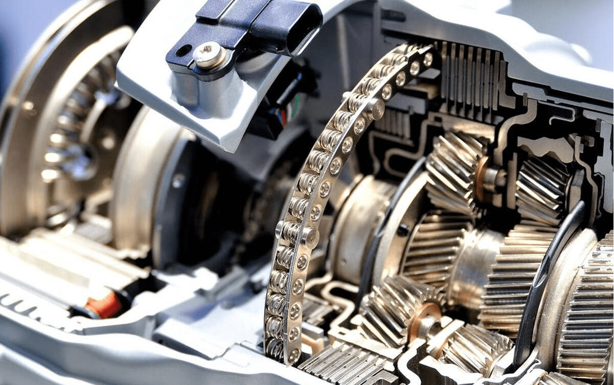 凯发K8线上手机登录下载网址【哥爱车汽配】汽车离合器的工作原理是怎样的呢？